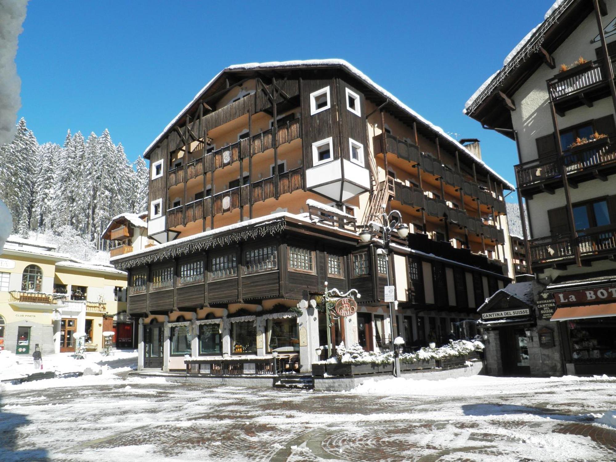 Residence Hotel Sport Campiglio มาดอนนาดีกัมปิโญ ภายนอก รูปภาพ