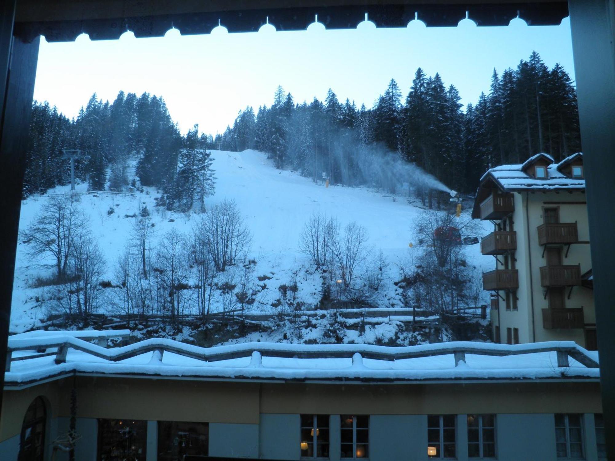 Residence Hotel Sport Campiglio มาดอนนาดีกัมปิโญ ภายนอก รูปภาพ