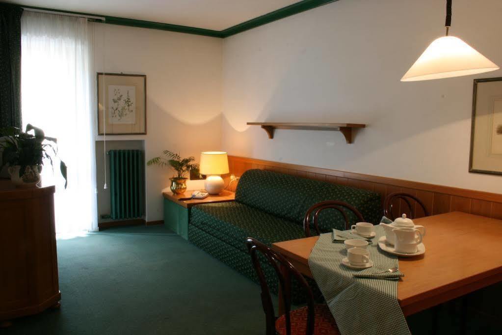 Residence Hotel Sport Campiglio มาดอนนาดีกัมปิโญ ภายนอก รูปภาพ